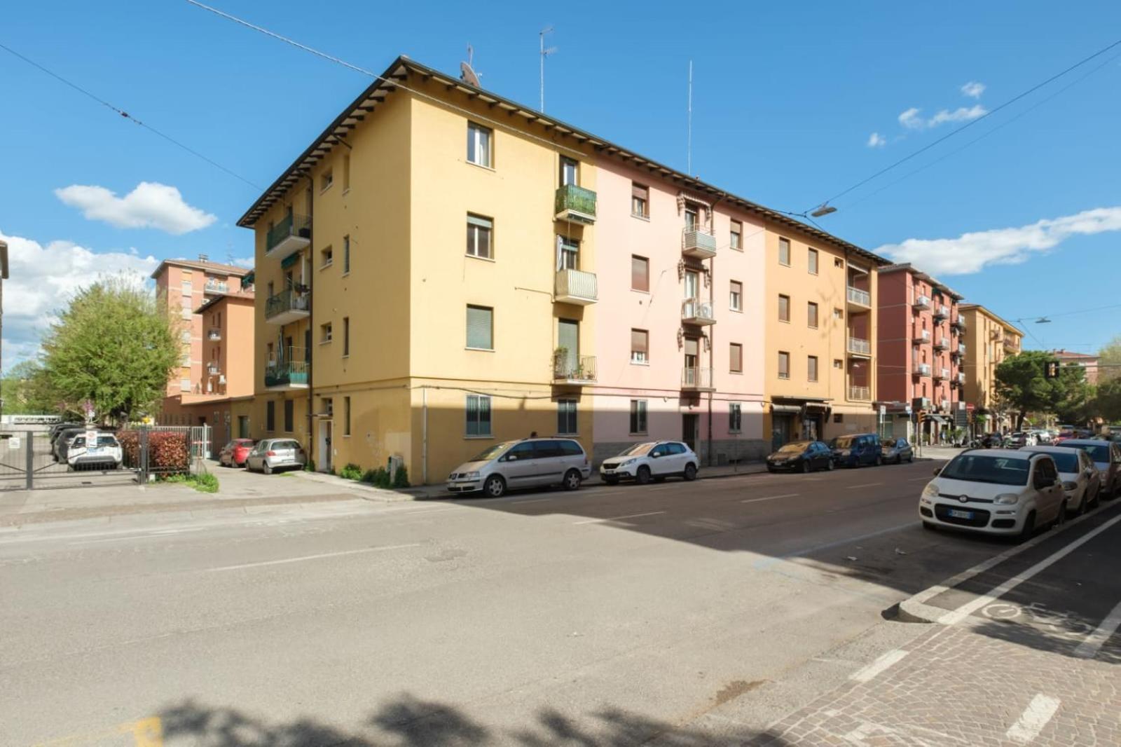 Interno20 Bed & Breakfast Bologna Luaran gambar